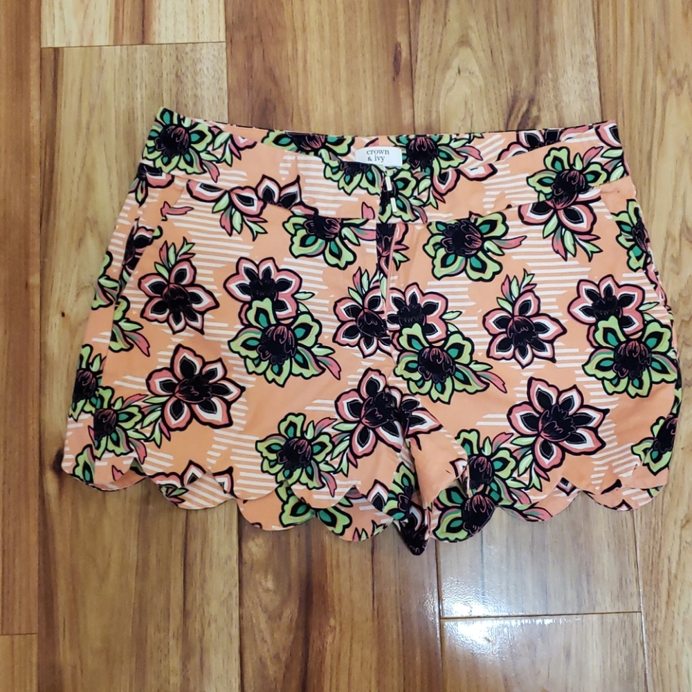 Crown & Ivy shorts
